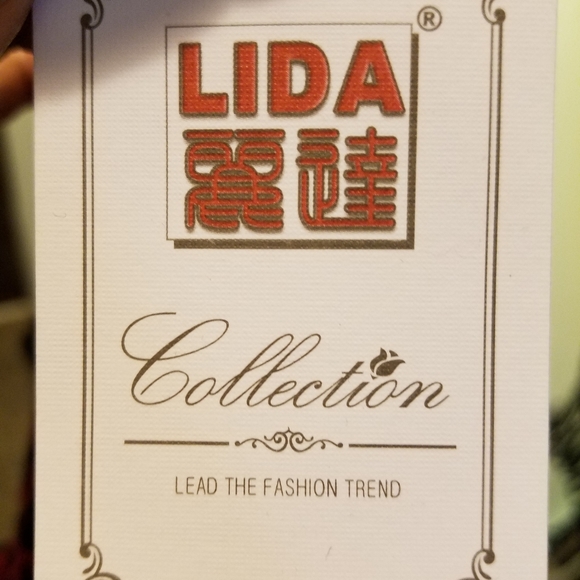 Wrap - Picture 3 of 3